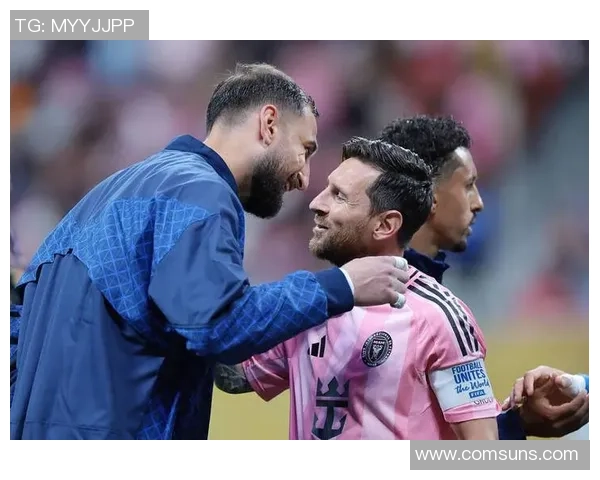 足球巨星与女粉丝深情拥抱瞬间引发热议引网友疯狂点赞